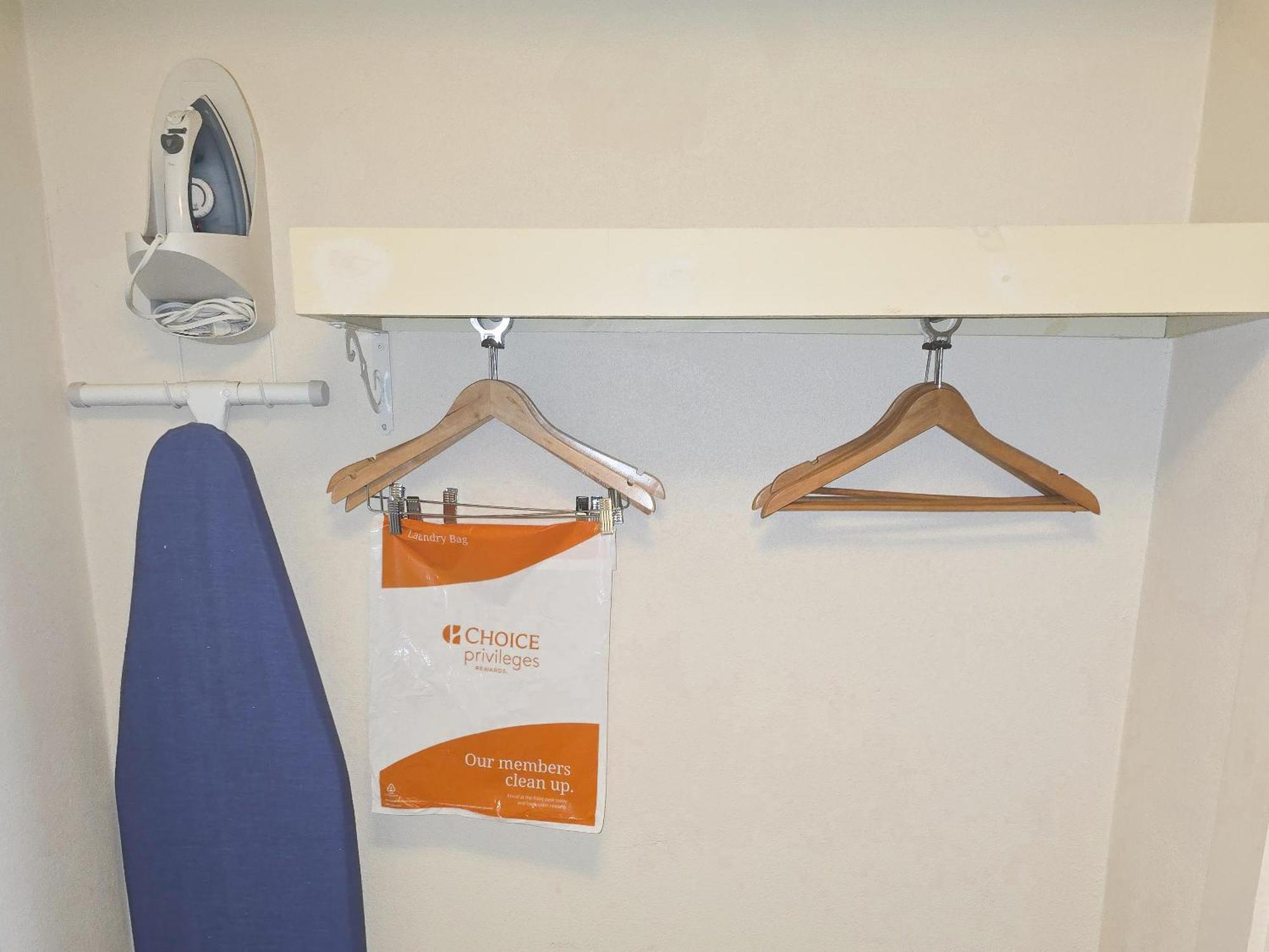 Quality Inn סלינסגרוב מראה חיצוני תמונה