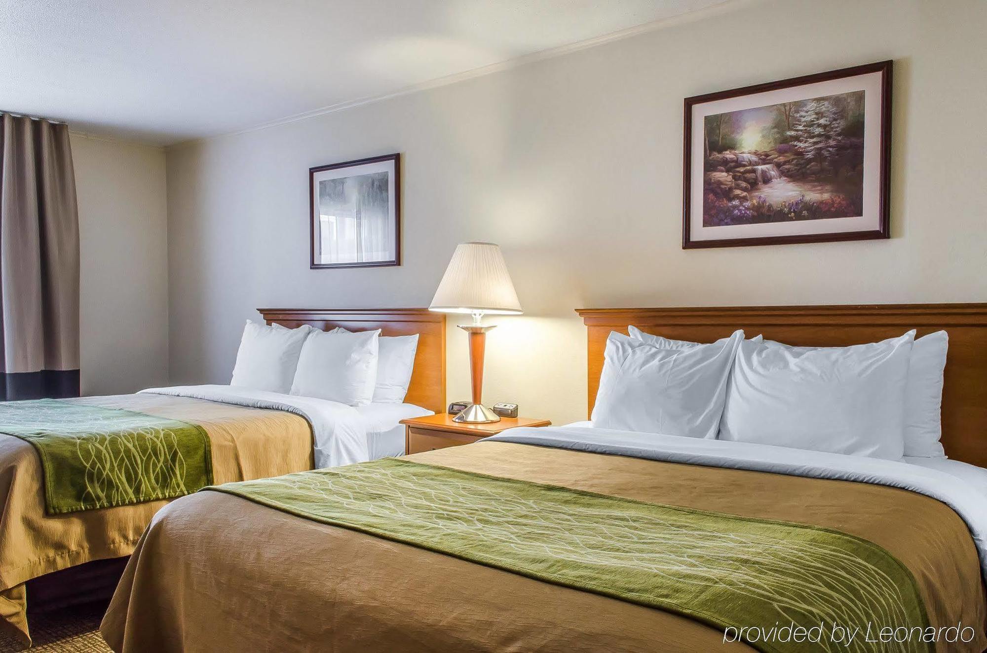Quality Inn סלינסגרוב מראה חיצוני תמונה